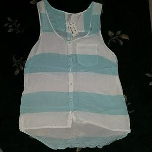 Aeropostale button down tank - Small